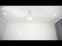 Dcモーター6速度の4つのMDFの刃が付いているリモート・コントロール白い天井に付いている扇風機